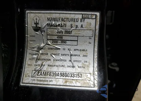 2008 Maserati Quattroporte M139 z USA, uszkodzony, nr VIN ZAMFE39A980033157